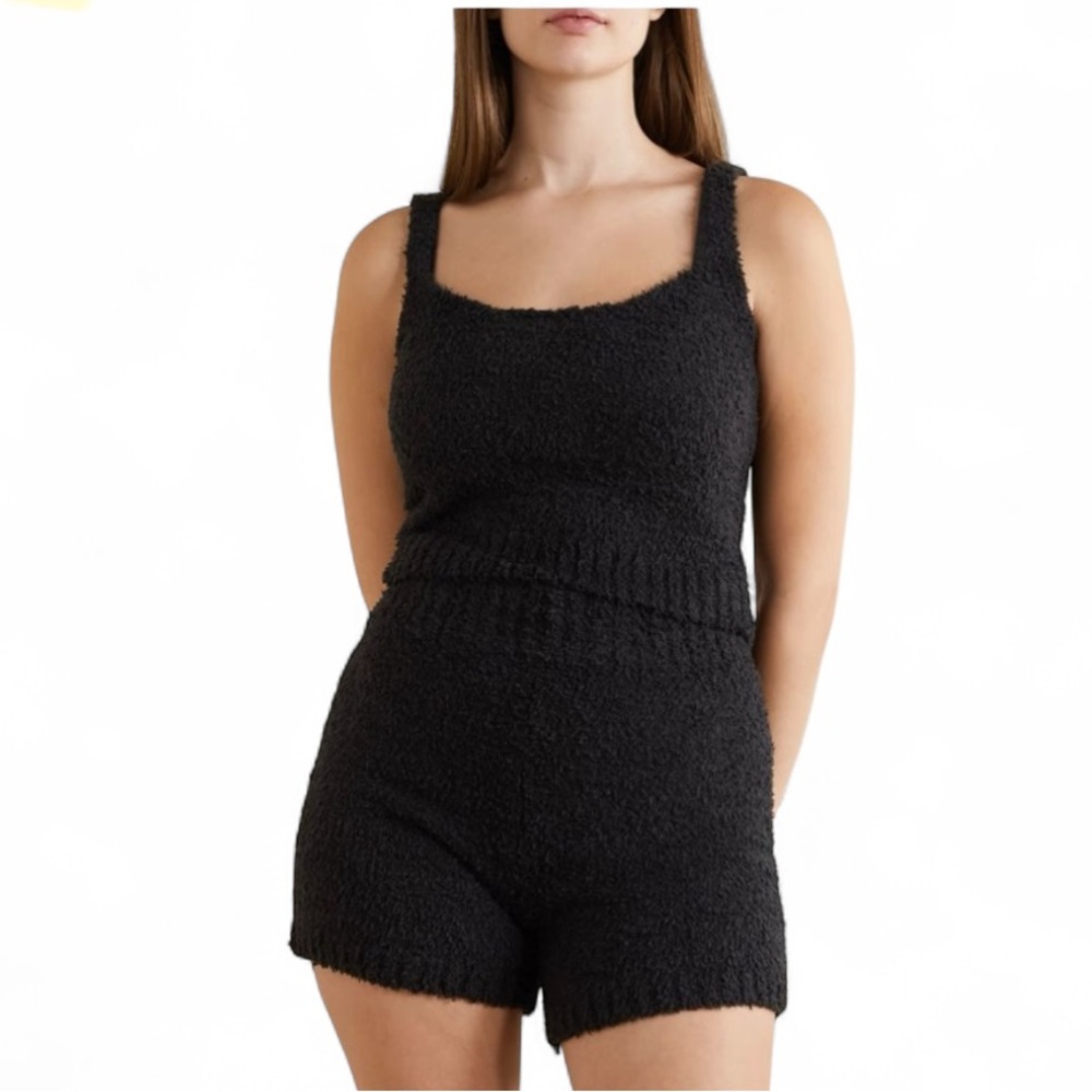 ✨SKIMS Cozy Knit Boucle Shorts in Onyx Size Medium